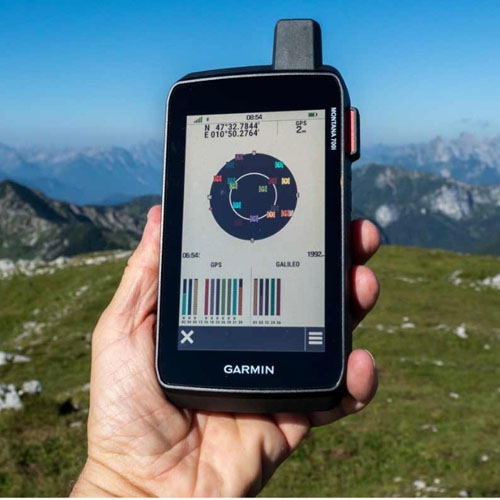 Máy định vị GPS cầm tay Garmin Montana 700