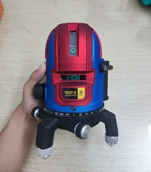 Máy cân bằng laser SPD1009 5 tia xanh