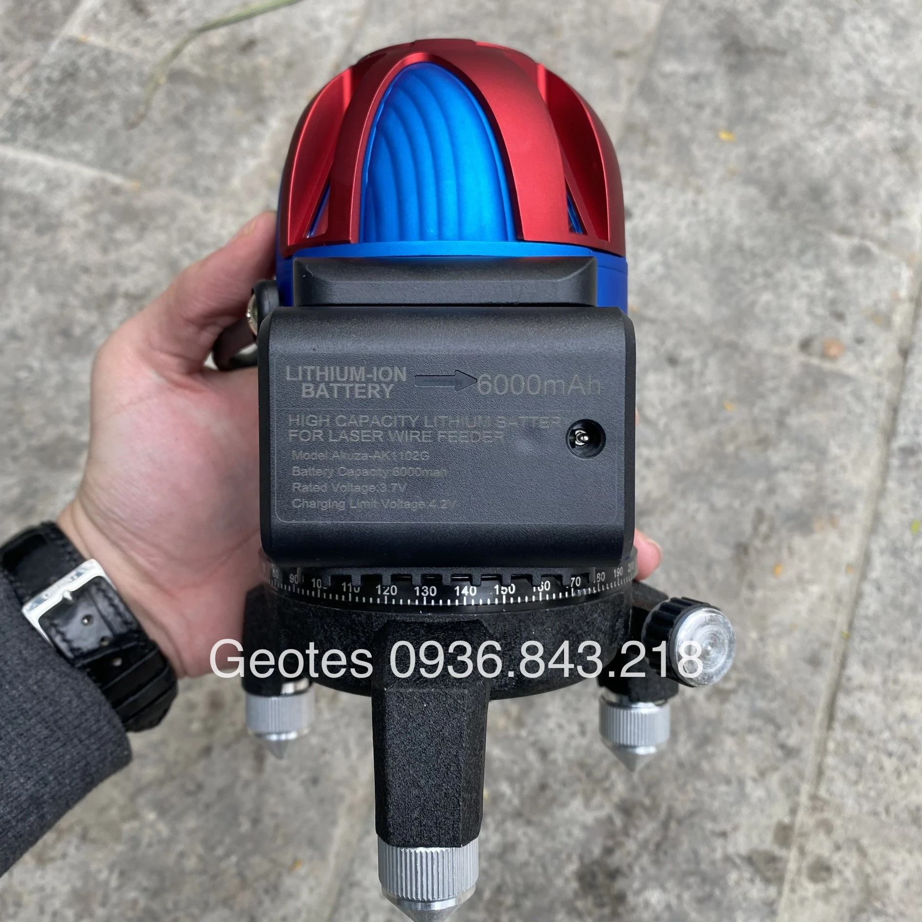 Máy cân bằng laser SPD1009 5 tia xanh