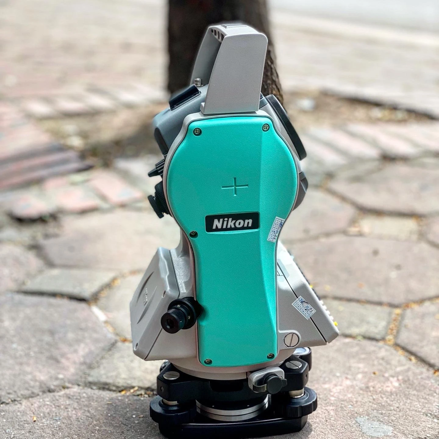 Máy toàn đạc điện tử Nikon K 5"