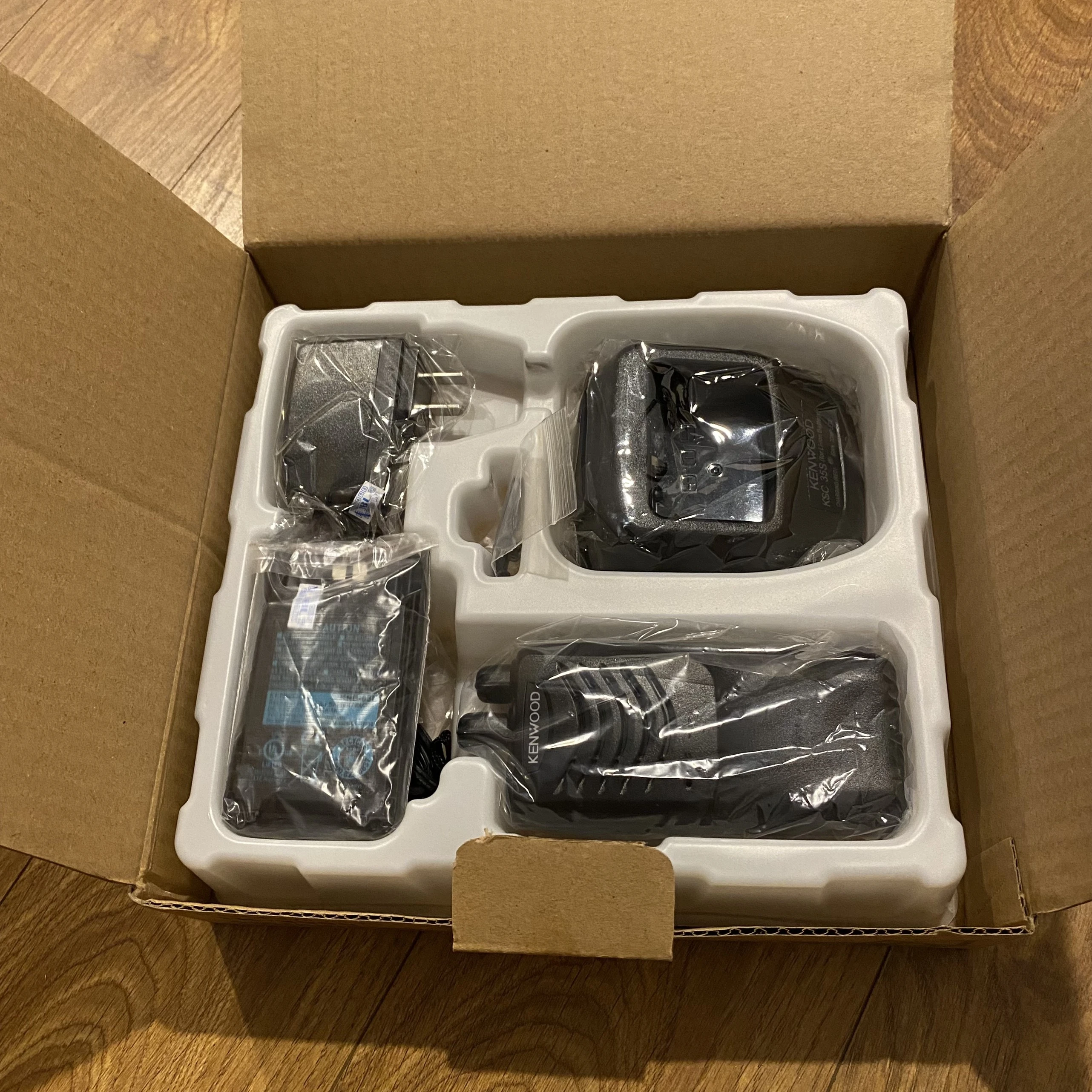 Bộ đàm Kenwood TK-2000