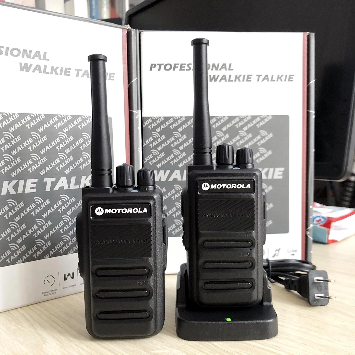 Bộ đàm Motorola TC-880 Công suất 5w